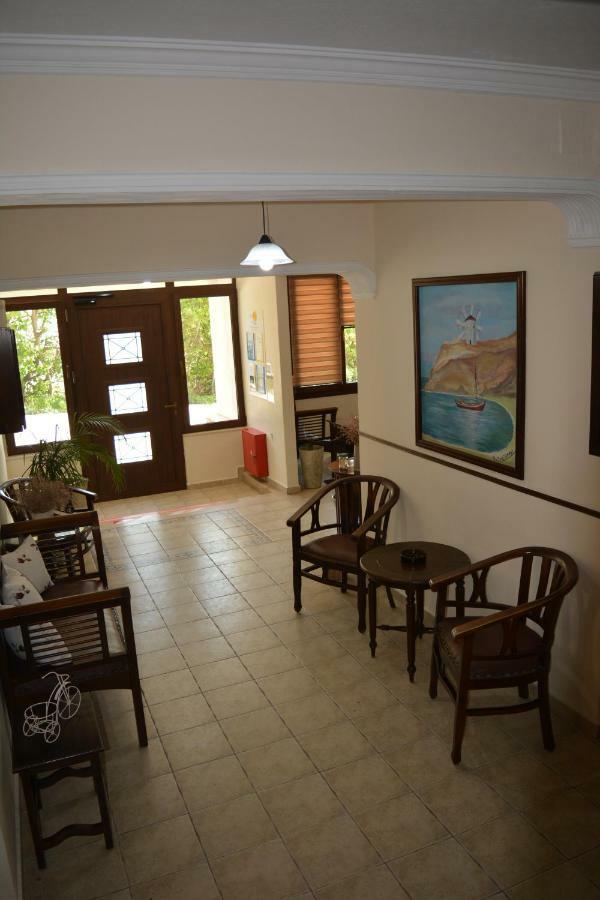 Xanemos Port Xanemos Studios Скиатос Екстериор снимка